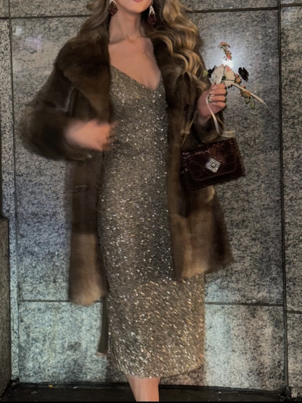 Alice + Olivia sequin beaded gold bronze dress v neck midi semiformal